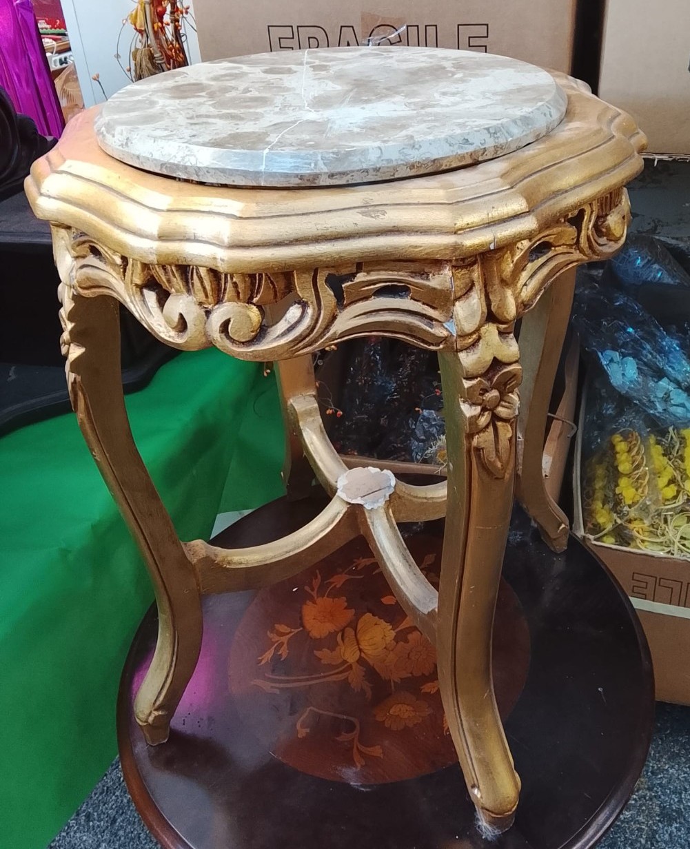 tavolino-barocco-dorato-con-piano-in-marmo